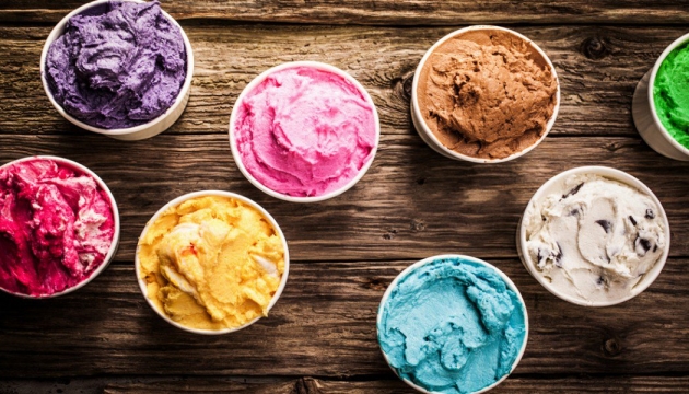 ice-cream-business-1050x600