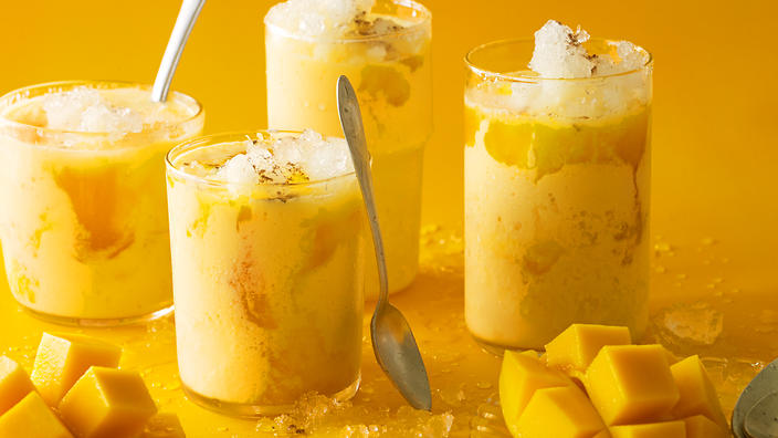 indian-mango-lassi