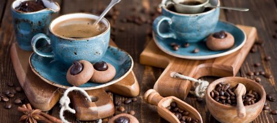 Những cách pha cafe đầy “nghệ thuật” trên thế giới