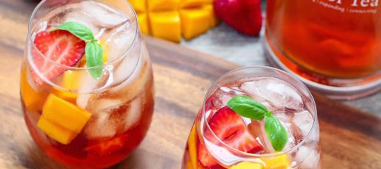 Trà hoa quả “tuyệt chiêu” thanh lọc cơ thể ngày tết